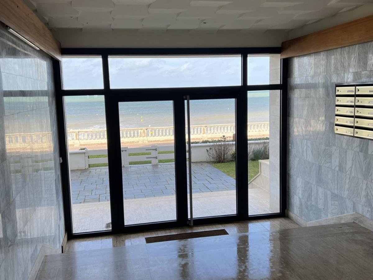 Studio En Centre-Ville De Cabourg Avec Balcon Et Parking - Fr-1-487-345 Luaran gambar
